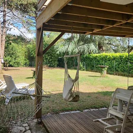 アパート T2 Avec Terrasse Jardin Et Parking Prive, A 2 Minutes Du Centre ! ヴィルヌーヴ・シュル・ロット